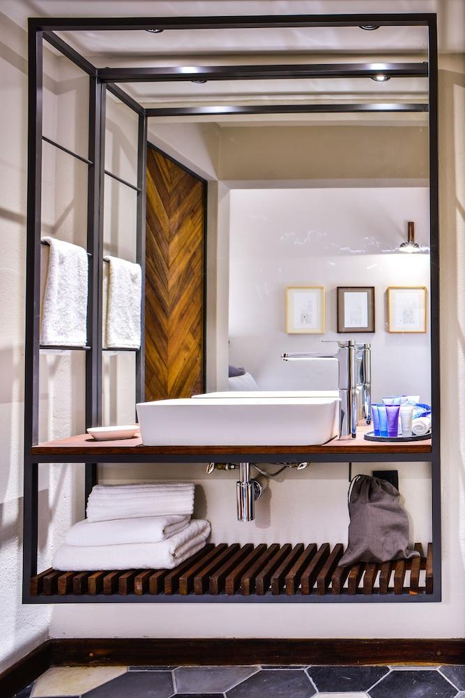 Hotel Criol Керетаро Екстер'єр фото Bathroom