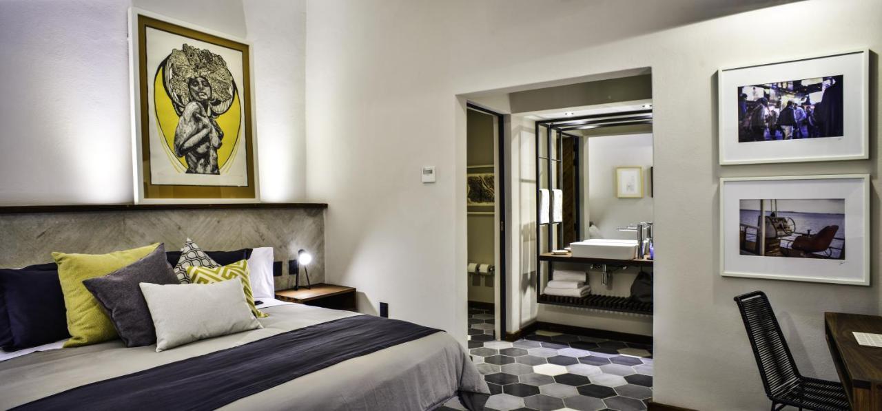 Hotel Criol Керетаро Екстер'єр фото A room at the hotel