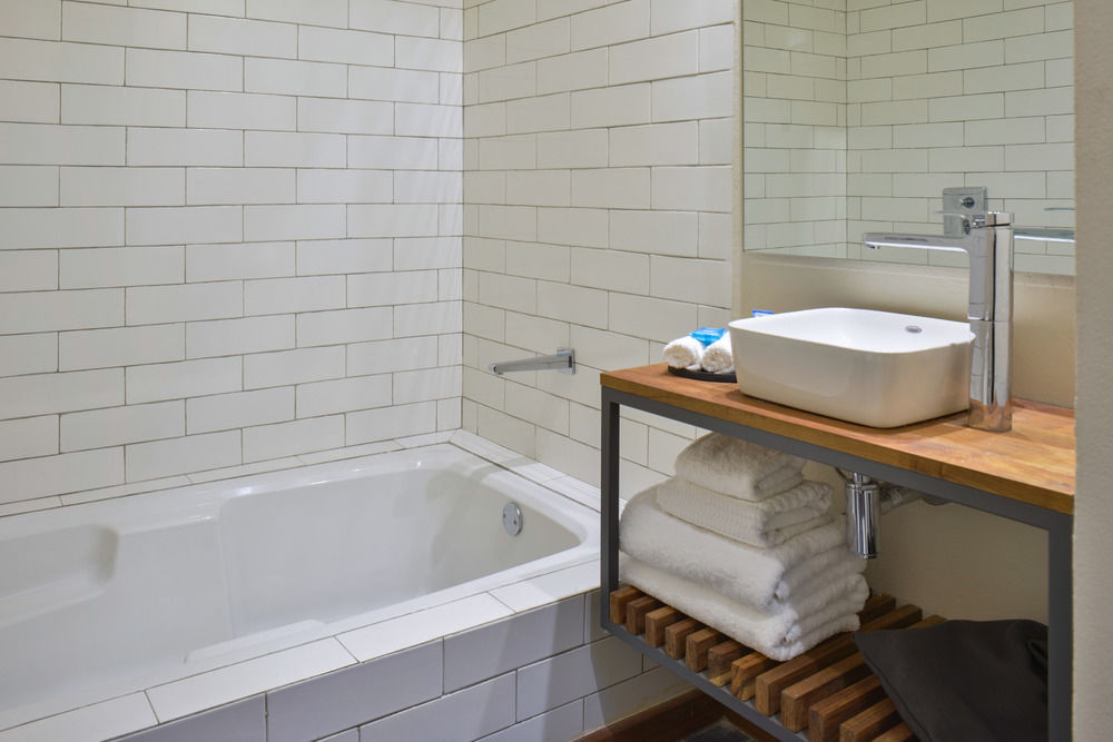 Hotel Criol Керетаро Екстер'єр фото Bathroom